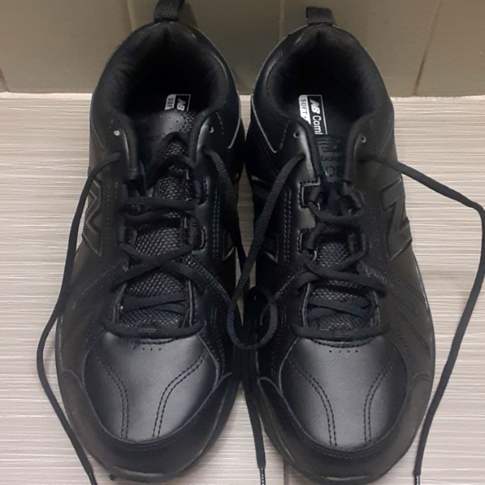 New Balance 608 comfort insert 8.5 (men's) wide, non slip sole